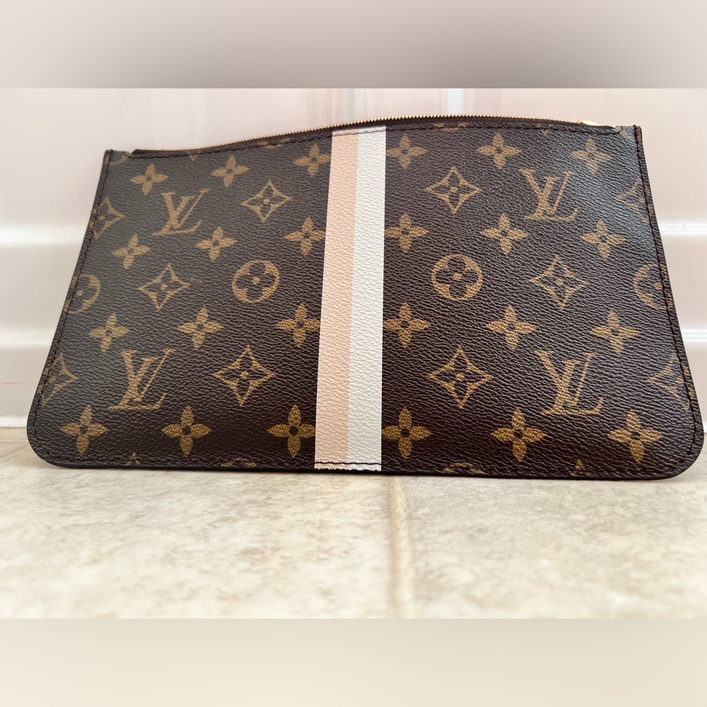 Louis Vuitton Beige and Brown Monogram Wrislet